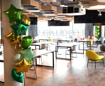 Balony helowe do dekoracji biura.
