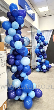 Organiczne kolumny z balonów wykonane we Wrocławiu.