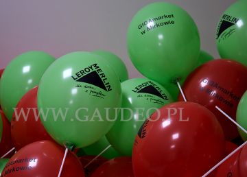 Balony z nadrukiem na otwarcie sklepu Leroy Merlin.