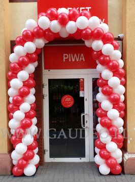Balonowa brama we Wrocławiu.