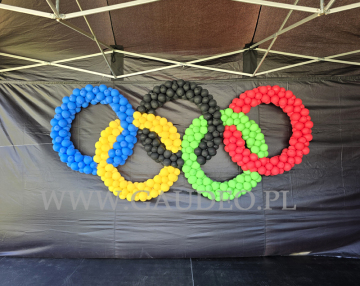 Balonowe Koła Olimpijskie.