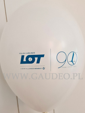 Balon z nadrukowanym logo.