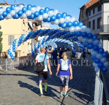 Łuki balonowe na maraton.